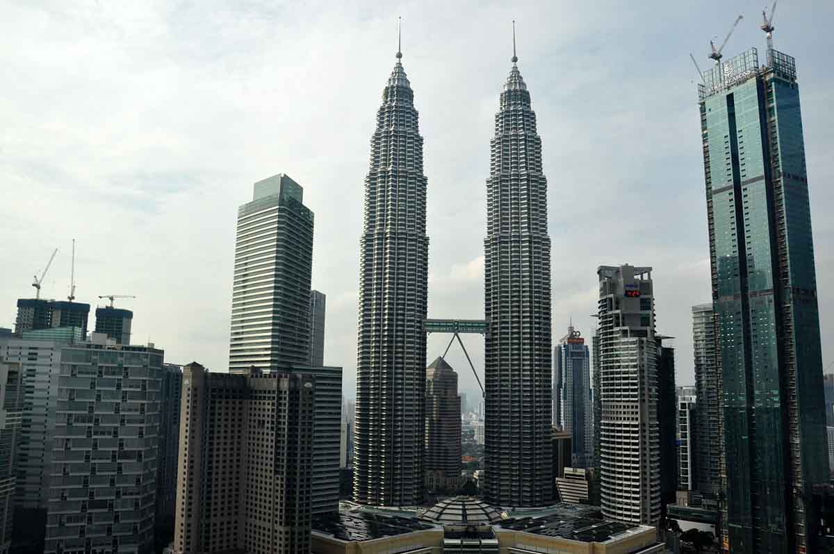 未経験や新卒の海外就職おすすめの国はマレーシア